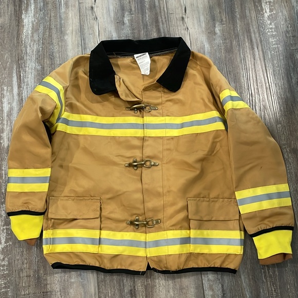 Spooktacular Creations Kids Firefighter Costume, Fireman Costume Large - flawed - Picture 2 of 9